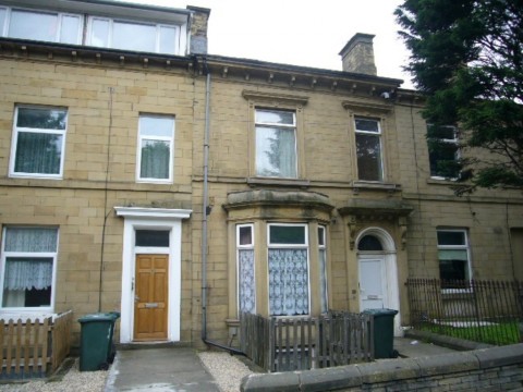 View Full Details for Otley Road, Undercliffe, Bradford, BD3 0LP