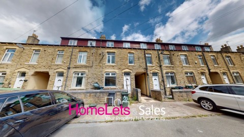View Full Details for Marsland Place, Thornbury, Bradford, BD3 8BX