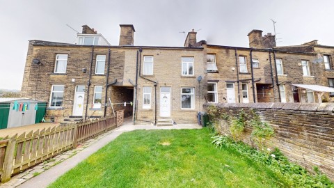 View Full Details for Munby Street, Fairweather Green, Bradford, BD8 0HP