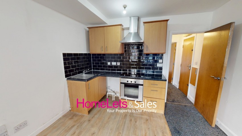 Images for Flat 1, 328 Thornton Road, Bradford, BD8 8LD