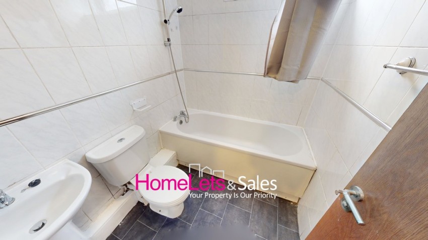 Images for Flat 1, 328 Thornton Road, Bradford, BD8 8LD