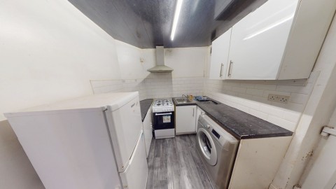 View Full Details for 6 Fearnside Street, Off Hollings Road, BD8 8PN