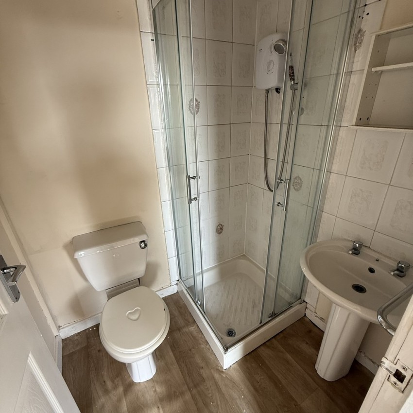 Images for Undercliffe Road , Bradford, BD2 3BN