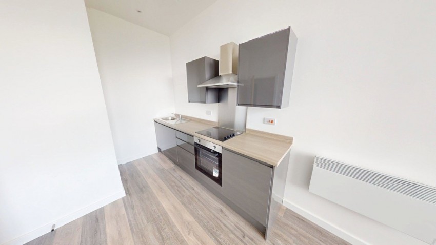 Images for Card House , Bingley Road , Bradford, BD9 6FG