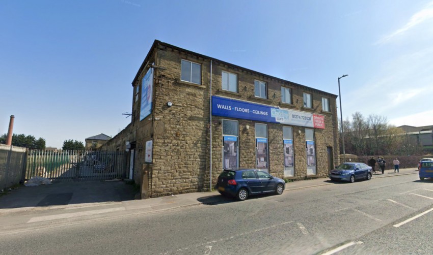 Images for 25 Sticker Lane , Bradford, BD4 8AR