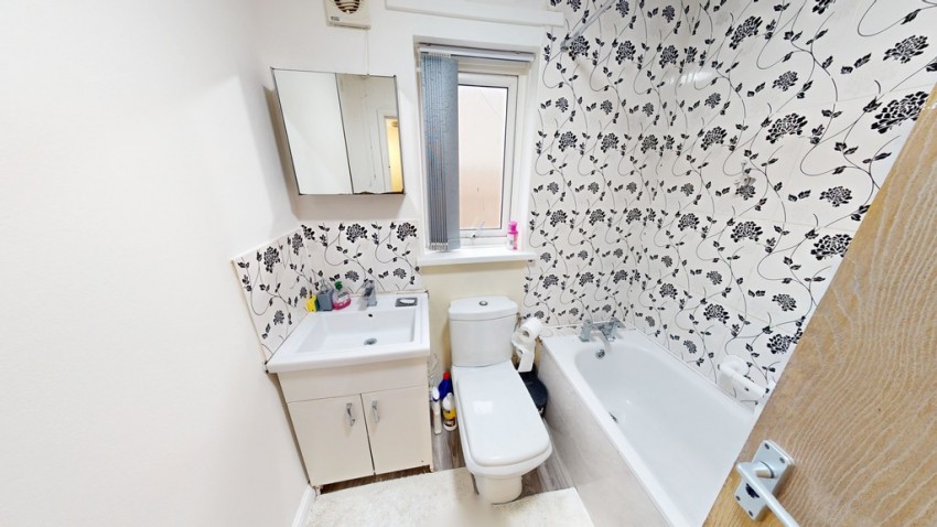 Images for Whitburn Way , Bradford, BD15 7DE