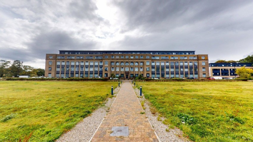 Images for Card House , Bingley Road , Bradford, BD9 6FG