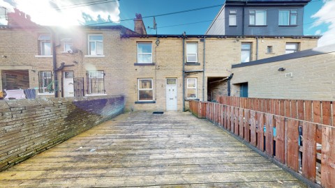 View Full Details for Dickens Street, West Bowling, Bradford, BD5 8AR
