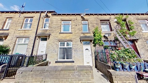 View Full Details for 94  Bartle Lane, Bradford, BD7 4QA